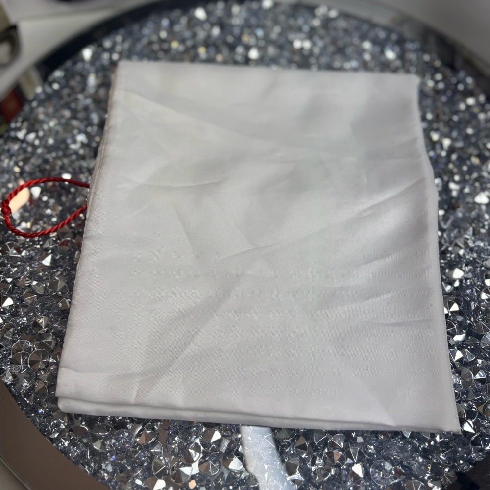 Coach White dust Bag with Red Logo - Picture 3 of 4